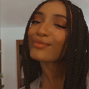 Meet your Posher, Kimberly